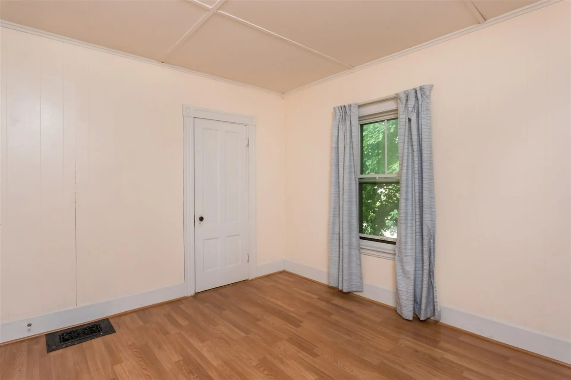 217 Myrtle Avenue Portsmouth NH 03801