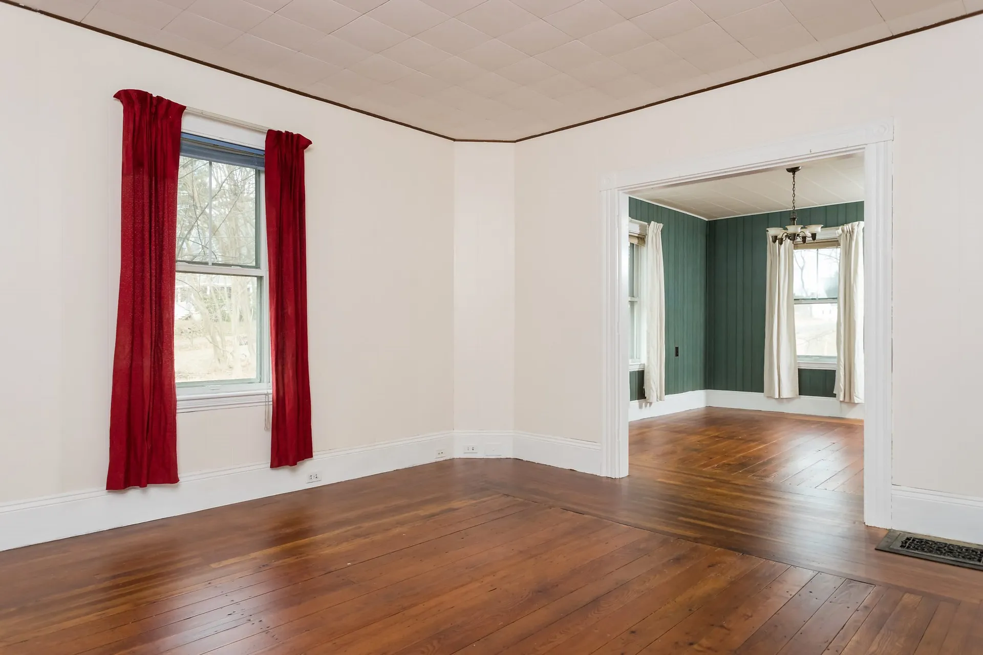217 Myrtle Avenue Portsmouth NH 03801
