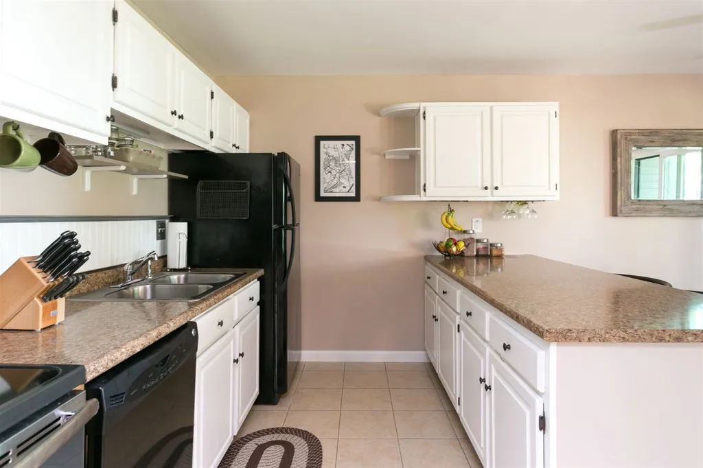 37 Twin Oaks Terrace South Burlington VT 05403