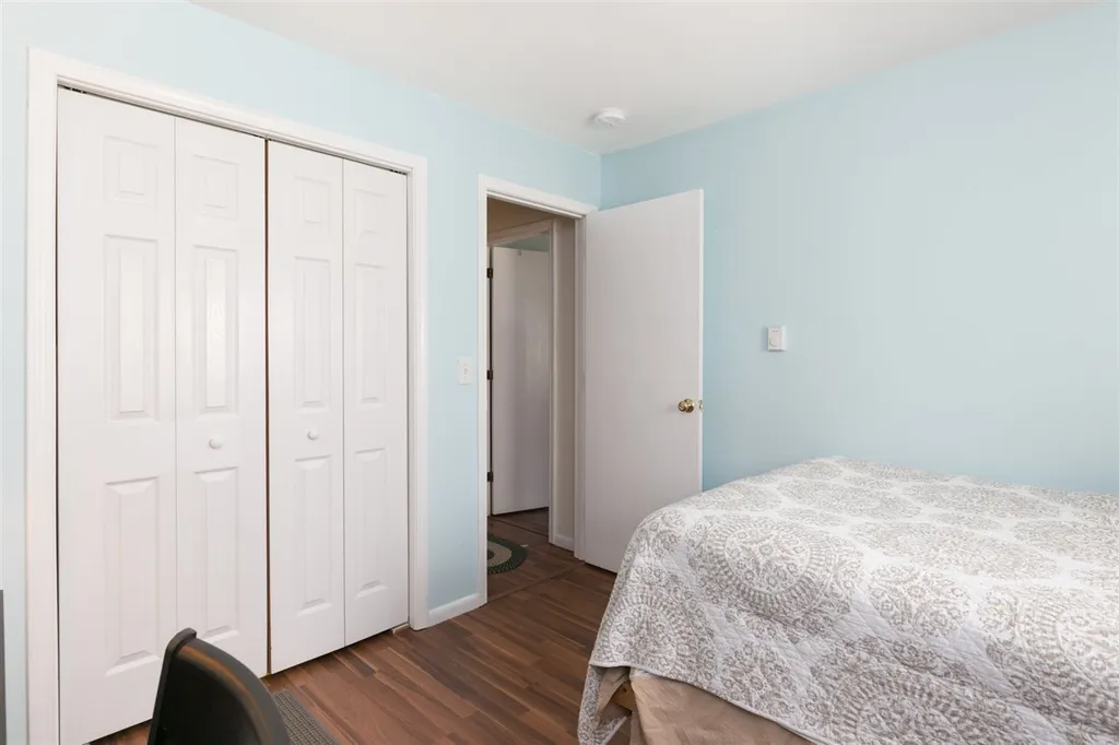37 Twin Oaks Terrace South Burlington VT 05403