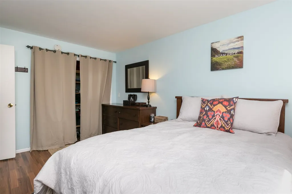 37 Twin Oaks Terrace South Burlington VT 05403
