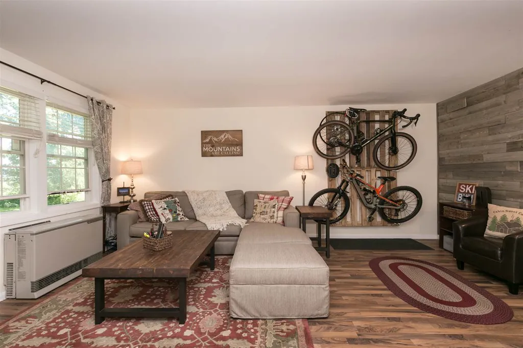 37 Twin Oaks Terrace South Burlington VT 05403
