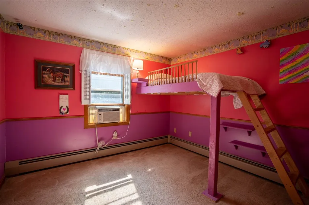 143 Bartlett Drive Weare NH 03281