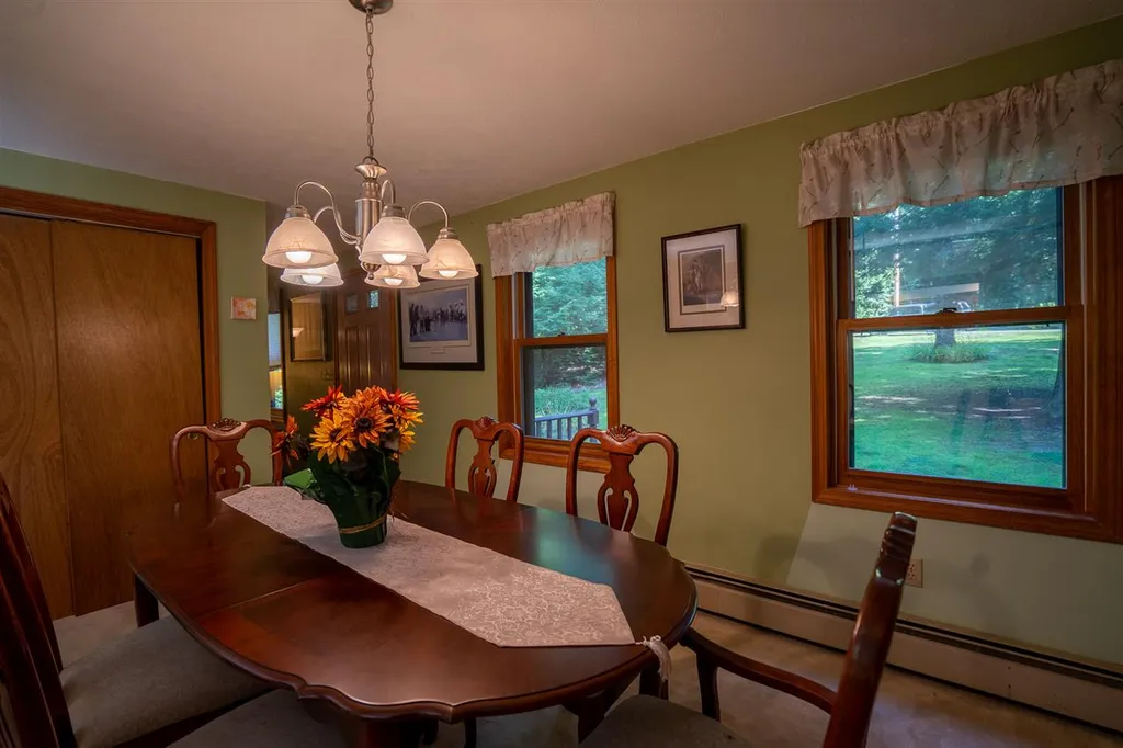 143 Bartlett Drive Weare NH 03281