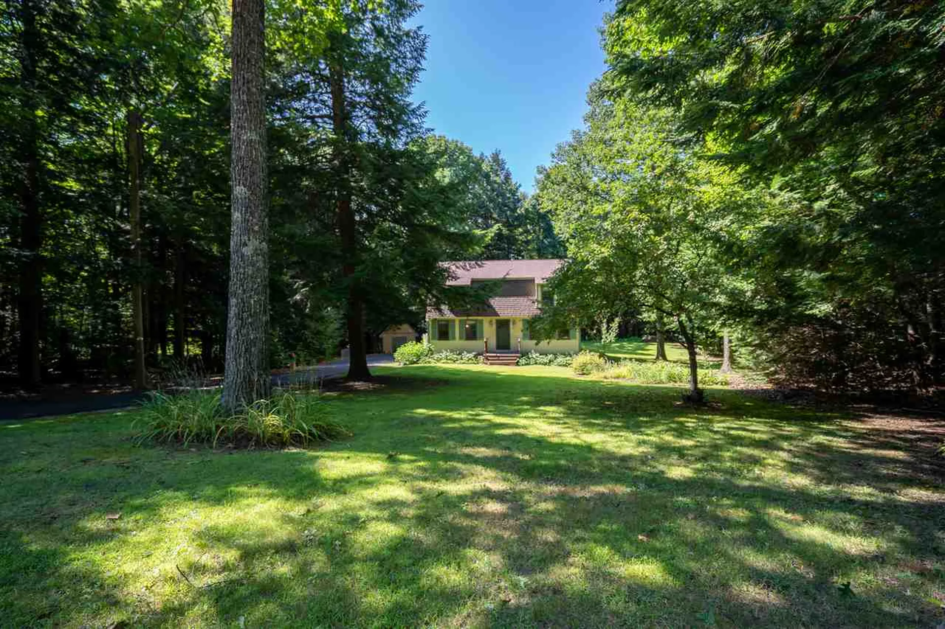 143 Bartlett Drive Weare NH 03281