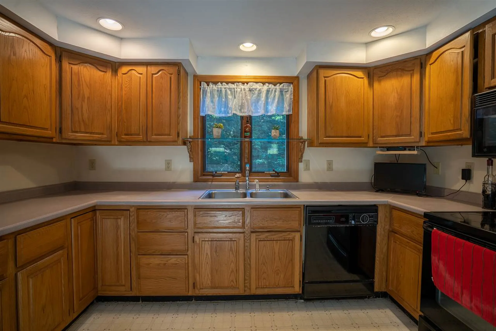 143 Bartlett Drive Weare NH 03281