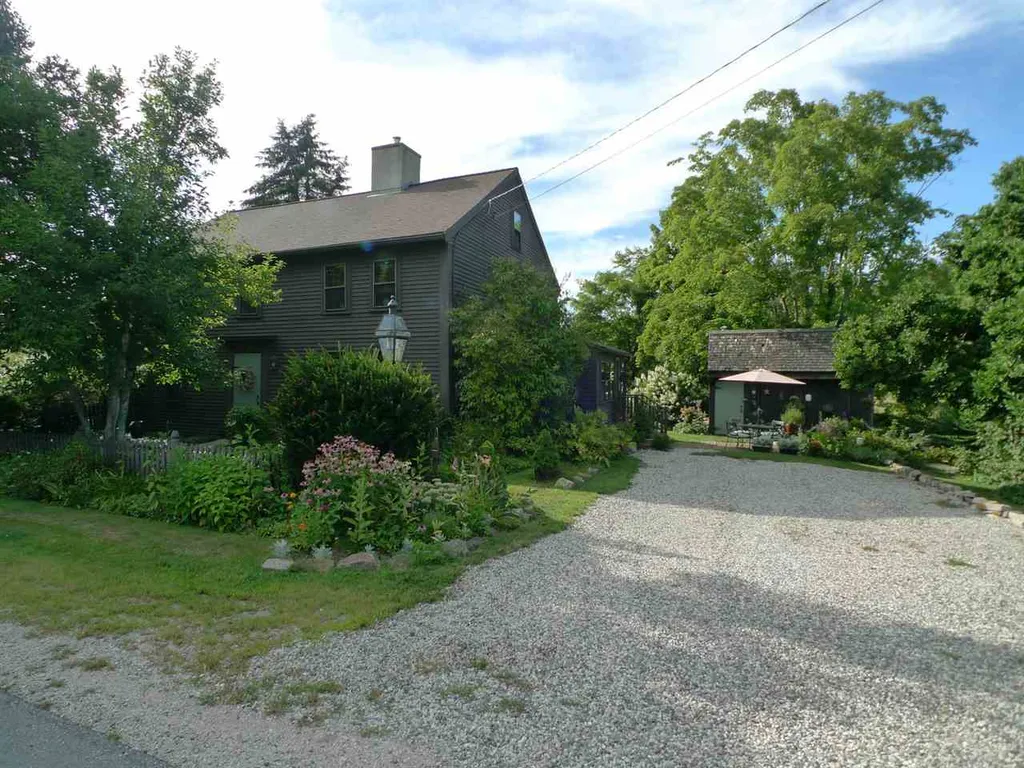 117 Middle Road Brentwood NH 03833
