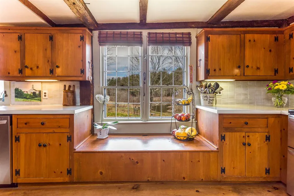 117 Middle Road Brentwood NH 03833