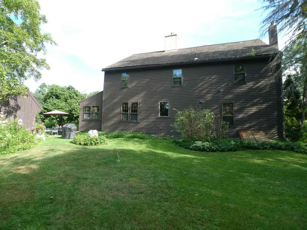 117 Middle Road Brentwood NH 03833
