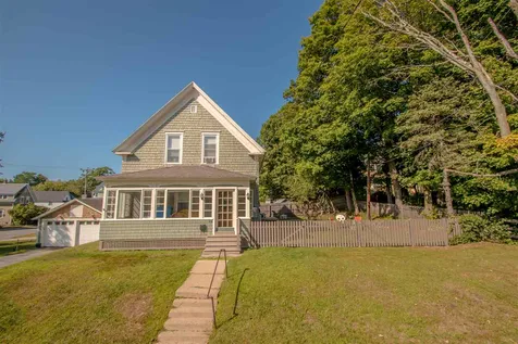 72 Middle Street Lancaster NH 03584