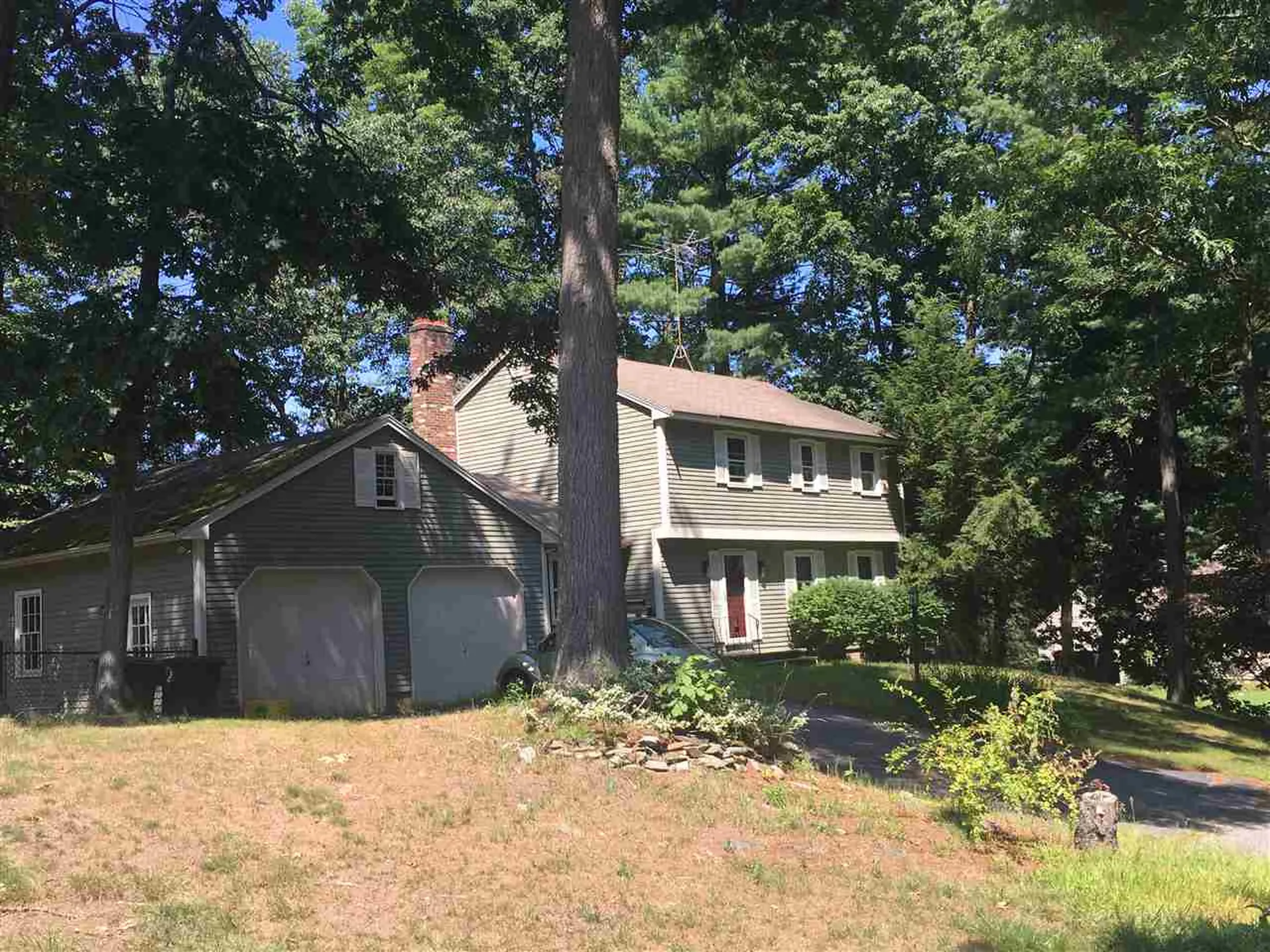 34 Pemberton Road Nashua NH 03063