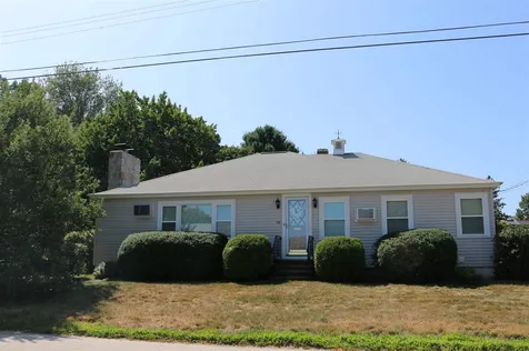 66 Cypress Street Manchester NH 03103