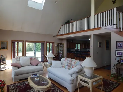 33 Sunshine Court Newport NH 03773