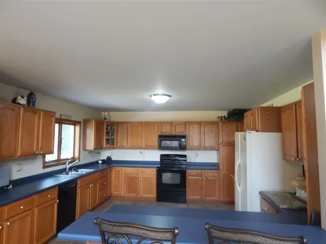 33 Sunshine Court Newport NH 03773