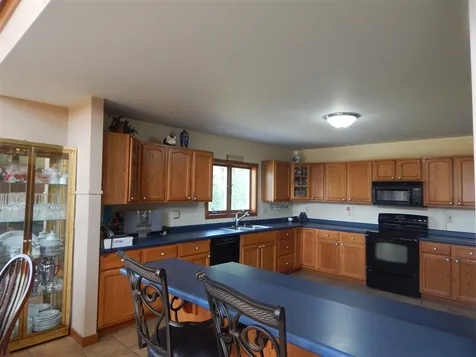 33 Sunshine Court Newport NH 03773
