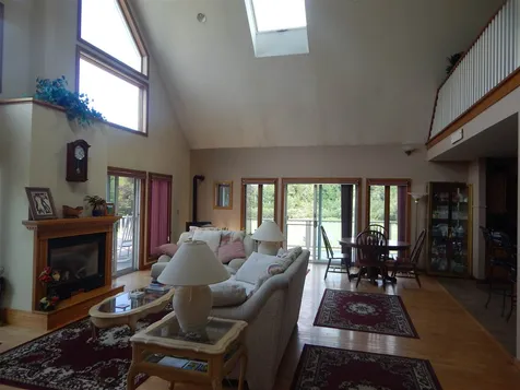 33 Sunshine Court Newport NH 03773