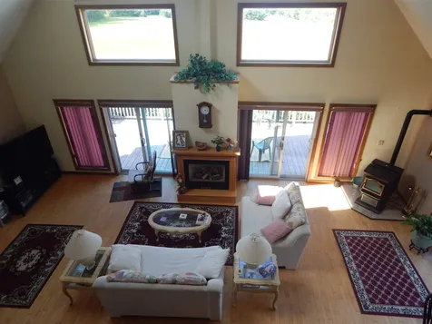 33 Sunshine Court Newport NH 03773