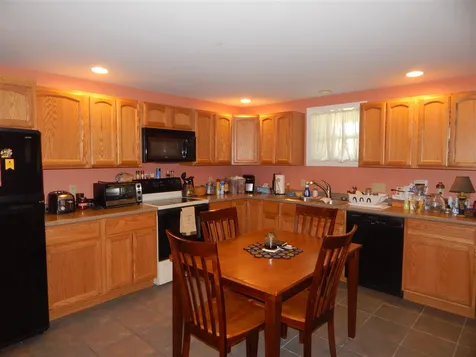 33 Sunshine Court Newport NH 03773