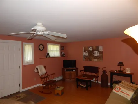 33 Sunshine Court Newport NH 03773