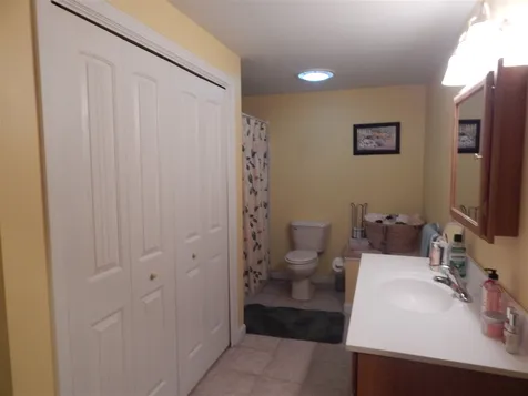 33 Sunshine Court Newport NH 03773