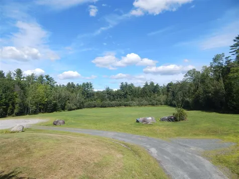 33 Sunshine Court Newport NH 03773