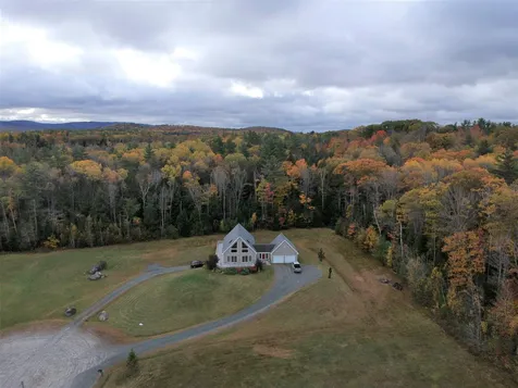 33 Sunshine Court Newport NH 03773