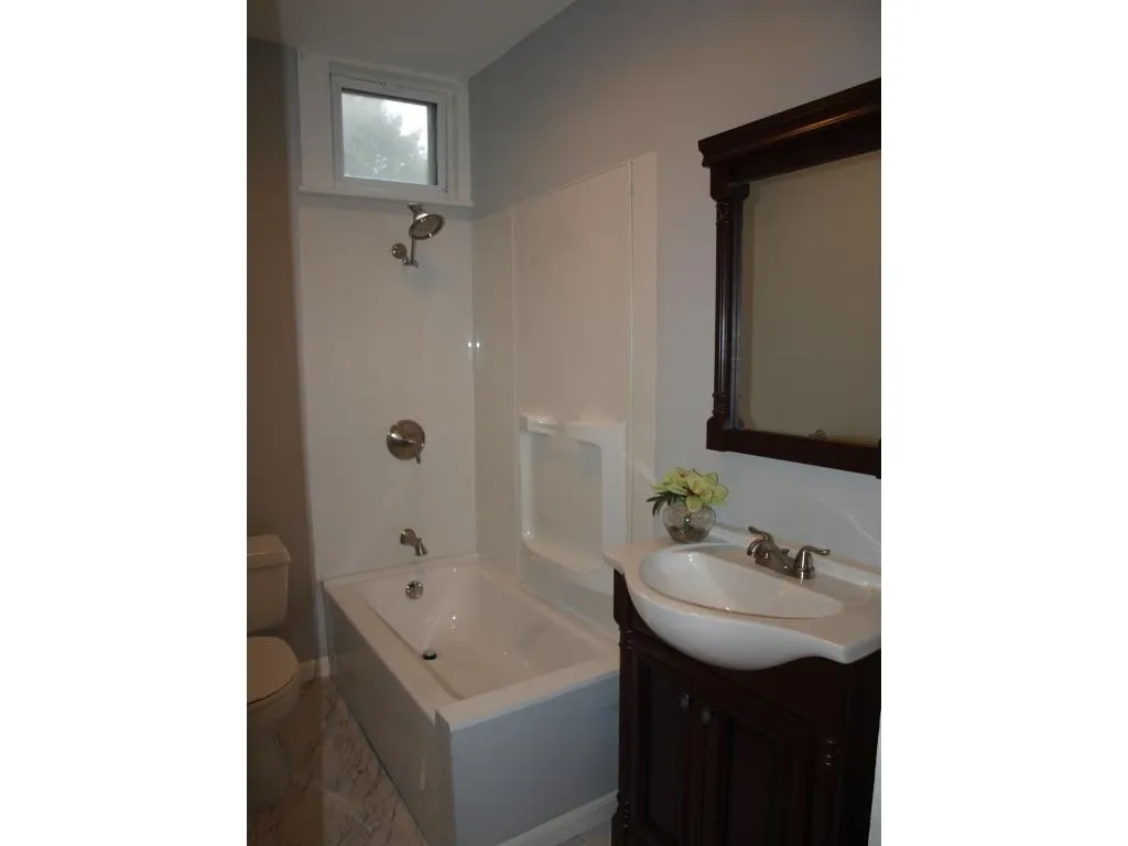 63 Goffe Street Manchester NH 03102