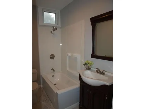 63 Goffe Street Manchester NH 03102