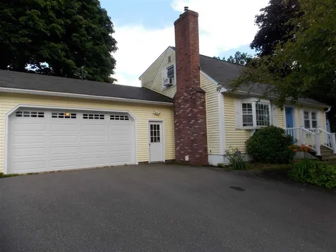 202 Green Acres Drive Manchester NH 03109