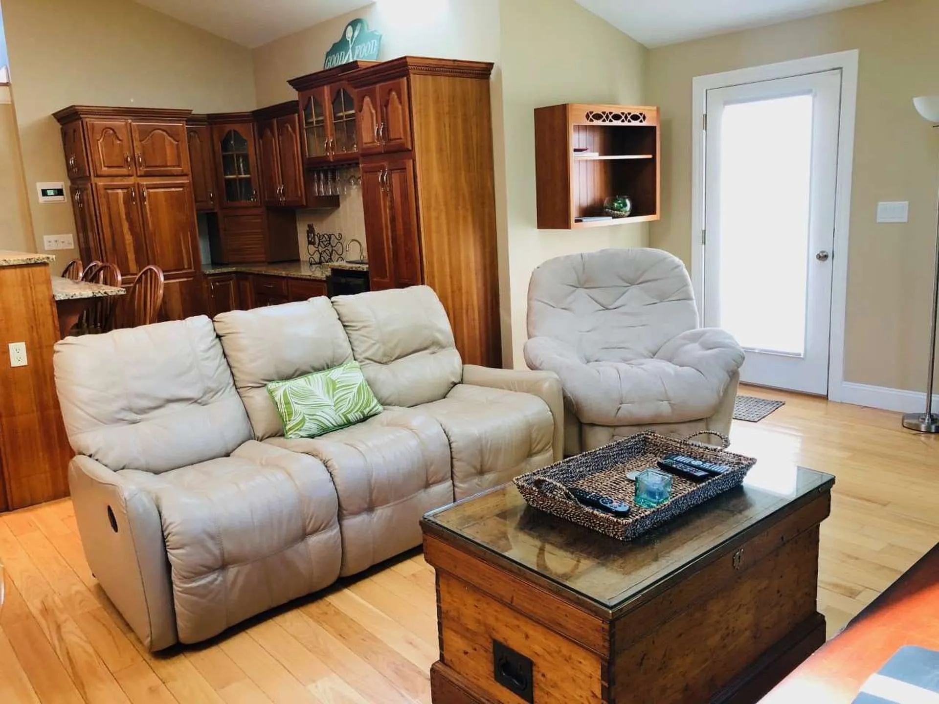18 Pleasant Street Meredith NH 03253