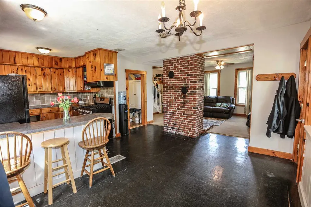 33 High Street Northwood NH 03261