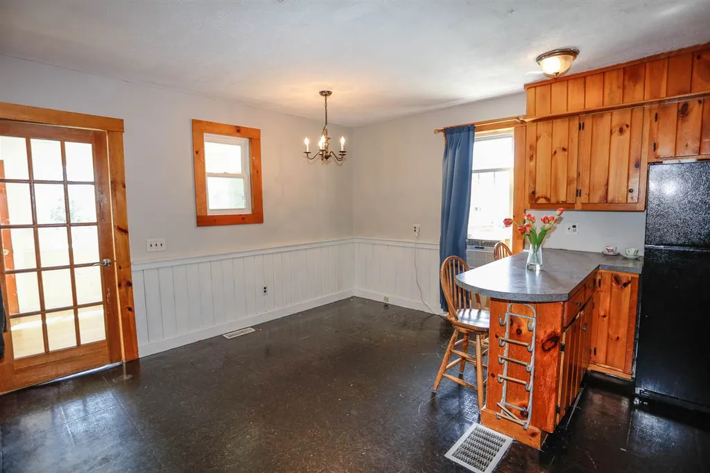33 High Street Northwood NH 03261