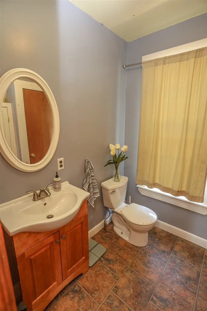 33 High Street Northwood NH 03261
