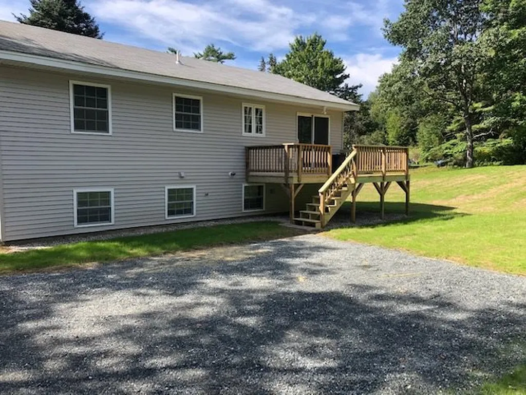 1079 Us Route 4 Canaan NH 03741