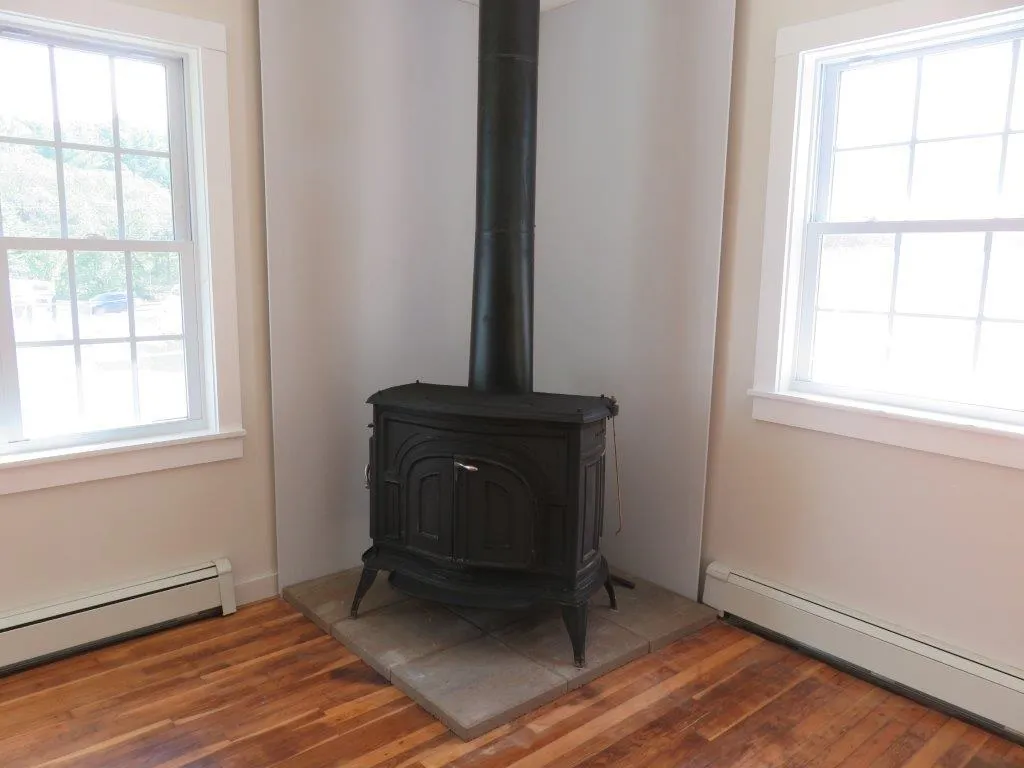 1079 Us Route 4 Canaan NH 03741