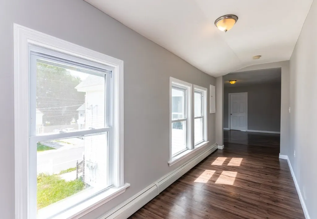 554 Lake Avenue Manchester NH 03103