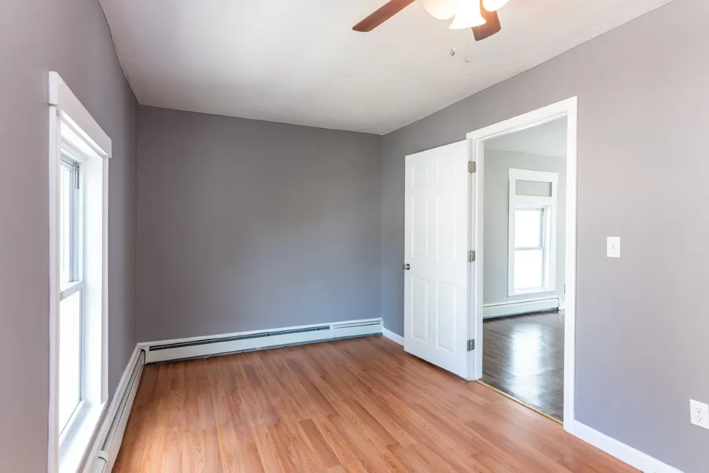 554 Lake Avenue Manchester NH 03103