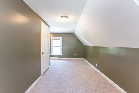 554 Lake Avenue Manchester NH 03103