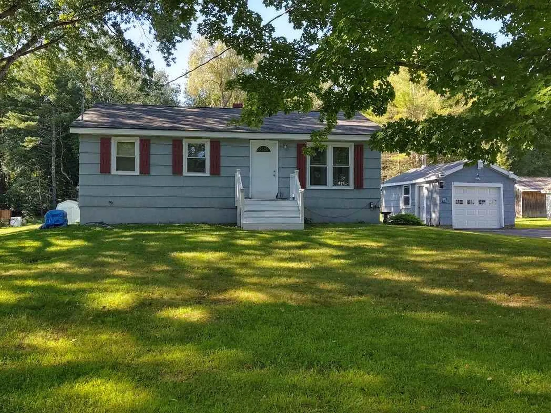 43 Old Concord Turnpike Barrington NH 03825