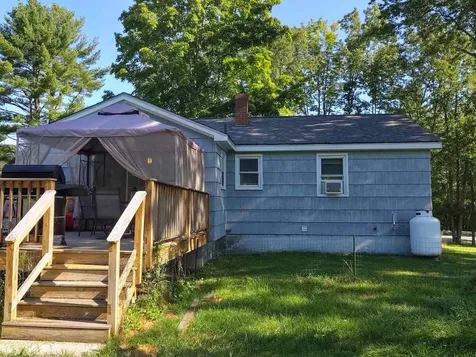 43 Old Concord Turnpike Barrington NH 03825