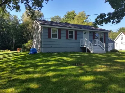 43 Old Concord Turnpike Barrington NH 03825