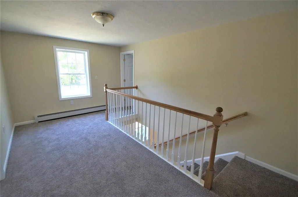 108 Lane Road Raymond NH 03077-2066