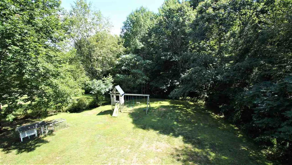 108 Lane Road Raymond NH 03077-2066