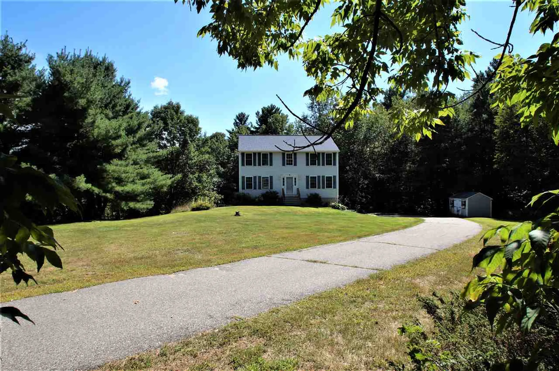 108 Lane Road Raymond NH 03077-2066