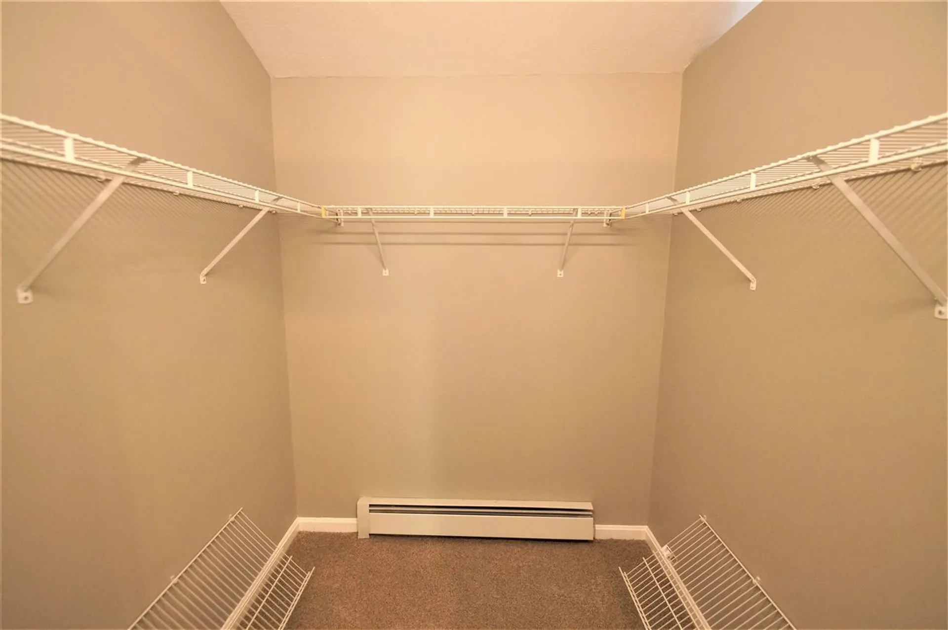 108 Lane Road Raymond NH 03077-2066