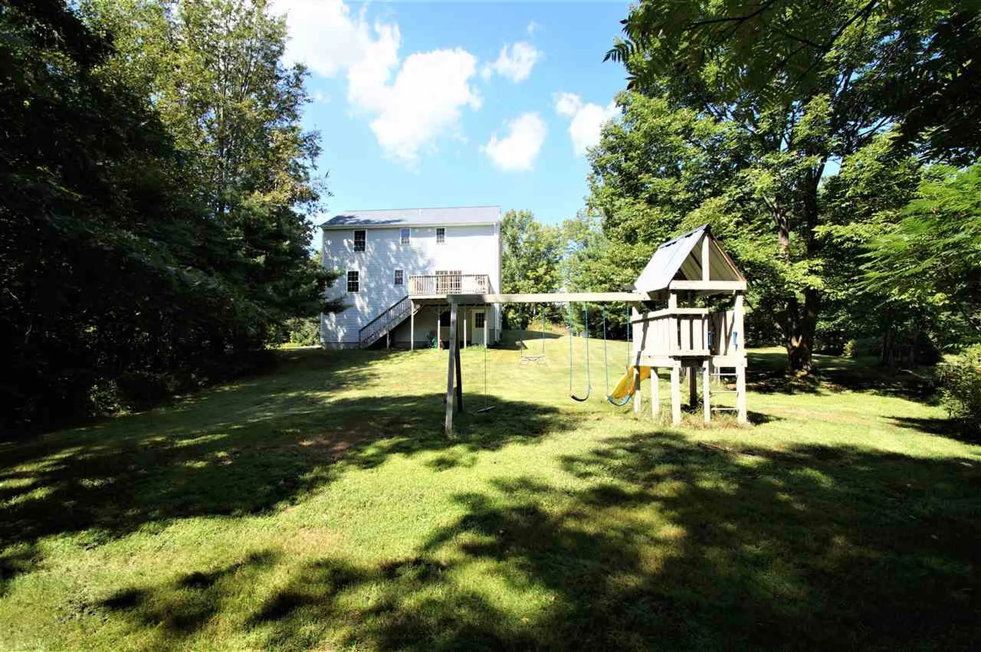 108 Lane Road Raymond NH 03077-2066