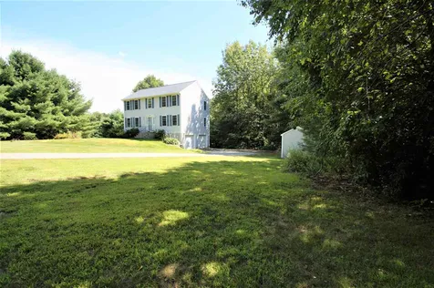 108 Lane Road Raymond NH 03077-2066