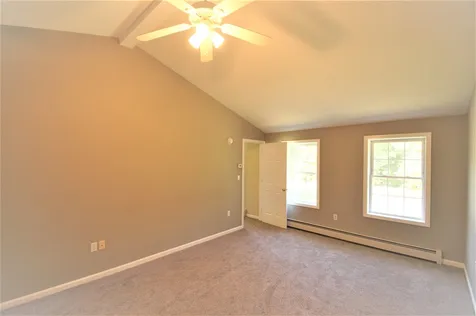 108 Lane Road Raymond NH 03077-2066