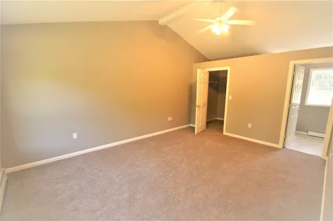 108 Lane Road Raymond NH 03077-2066