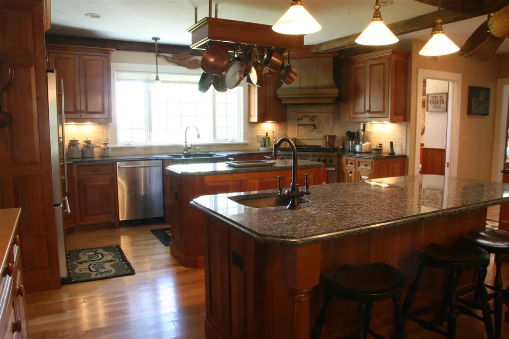445 Crowell Road Hopkinton NH 03229